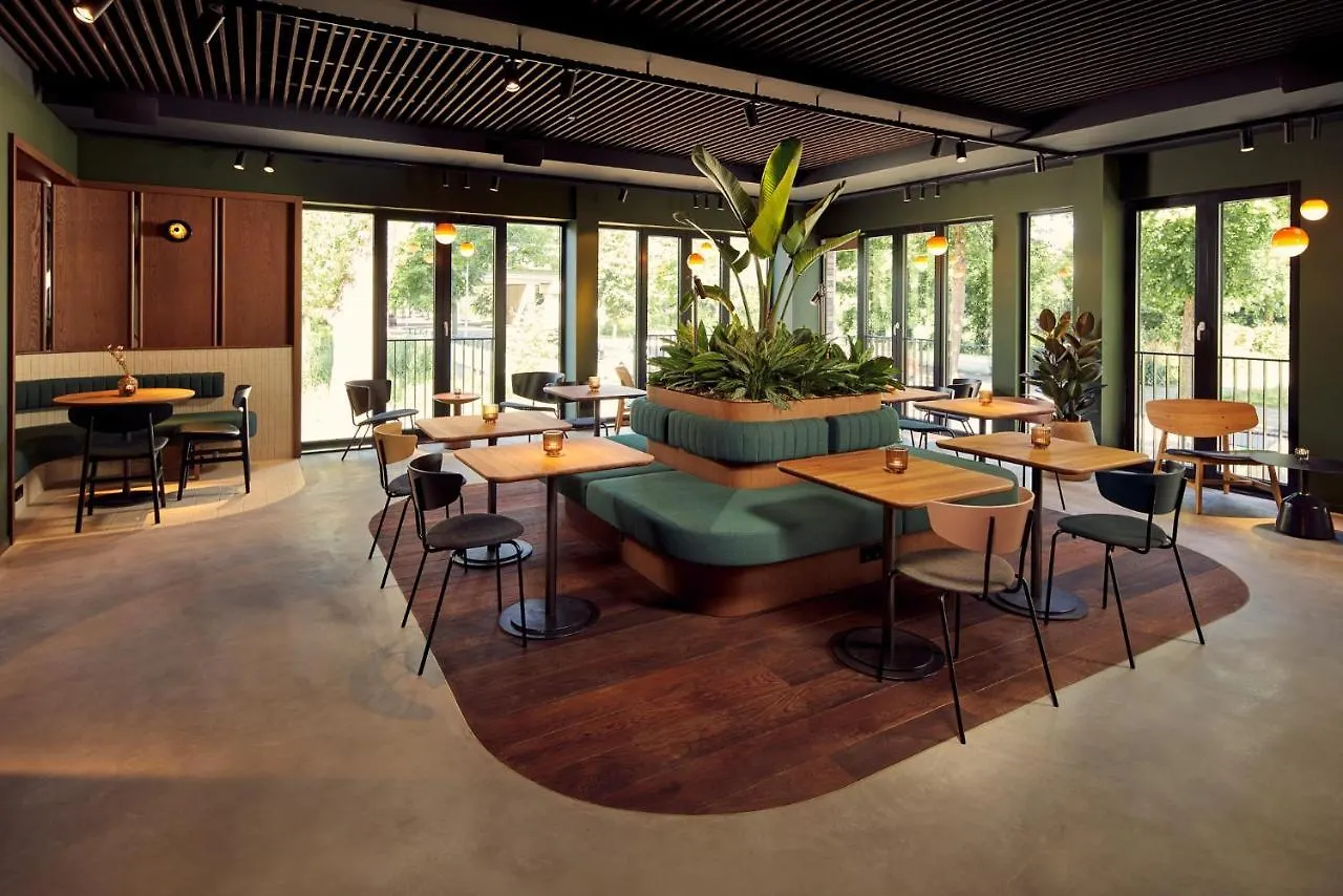 Met Hotel أمستردام