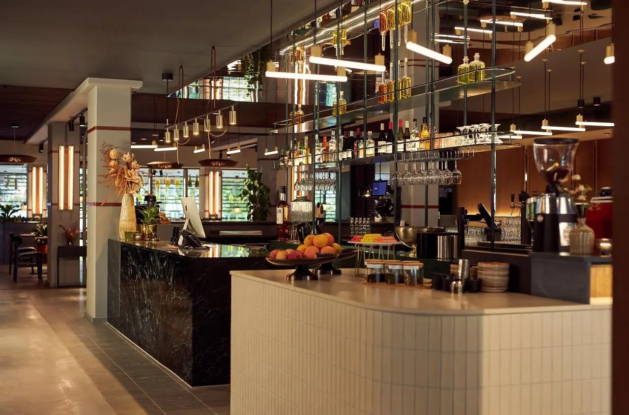 Met Hotel أمستردام 4*,  هولندا